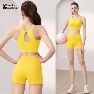 tập yoga đúng cách